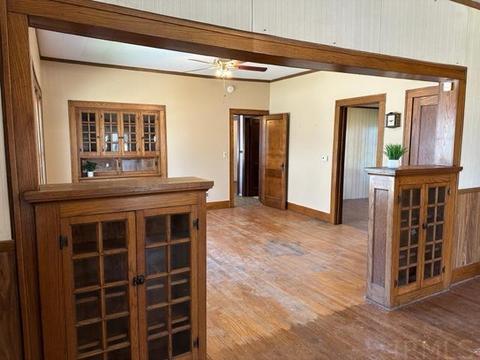 415 E Franklin St, Delphi, IN 46923 photo 4