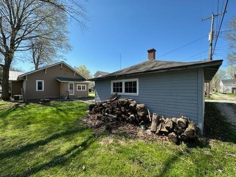 415 E Franklin St, Delphi, IN 46923 photo 22