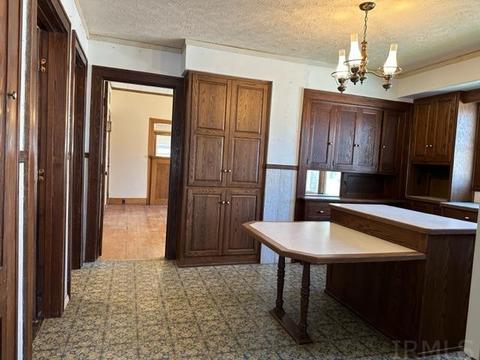 415 E Franklin St, Delphi, IN 46923 photo 8