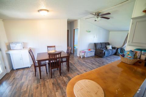 734 Old Highway 60 W, Mitchell, IN 47446 photo 5