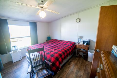 734 Old Highway 60 W, Mitchell, IN 47446 photo 8