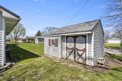 105 E 8th St, Warren, IN 46792 photo 30