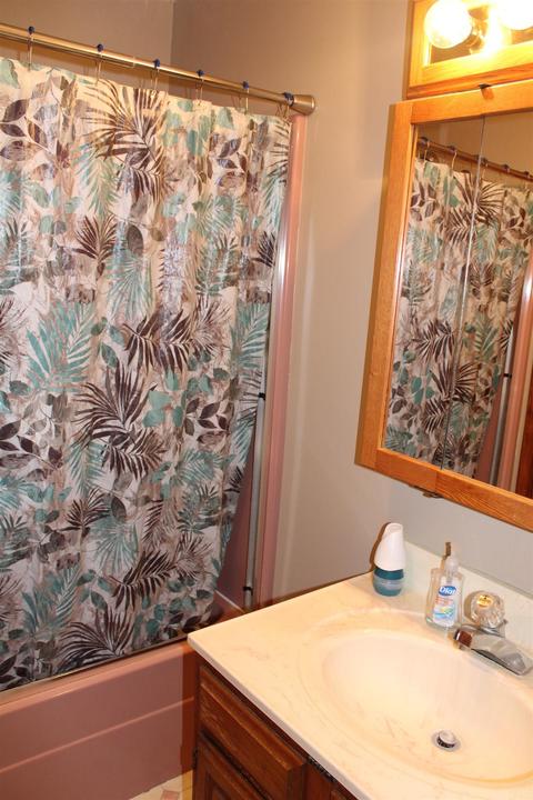 1121 4th St, Covington, IN 47932 photo 18