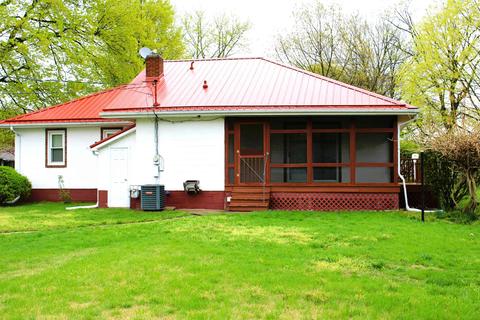 1121 4th St, Covington, IN 47932 photo 29