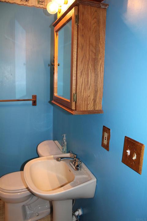 1121 4th St, Covington, IN 47932 photo 24