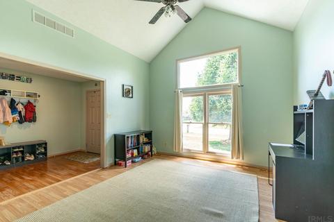 1019 E Jennifer Dr, Bloomington, IN 47401 photo 6