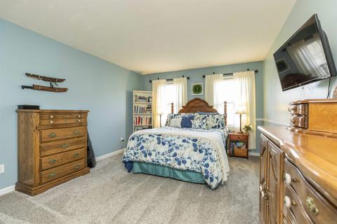 12380 Cavalry Ct, Granger, IN 46530 photo 17