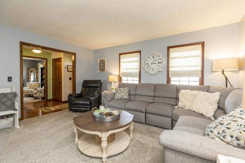 12380 Cavalry Ct, Granger, IN 46530 photo 5