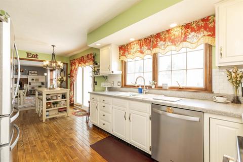 12380 Cavalry Ct, Granger, IN 46530 photo 12