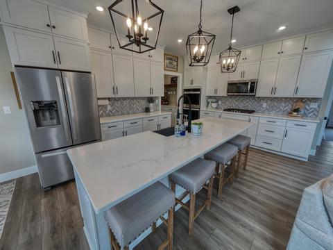 1543 Endress Ln, Jasper, IN 47546 photo 3