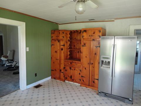 101 Brook St, Mitchell, IN 47446 photo 6