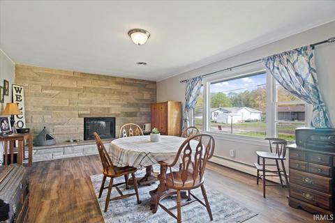 335 E Baird St, Olney, IL 62450 photo 4