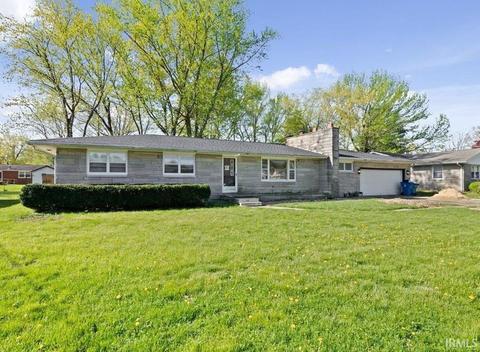 335 E Baird St, Olney, IL 62450 photo 2