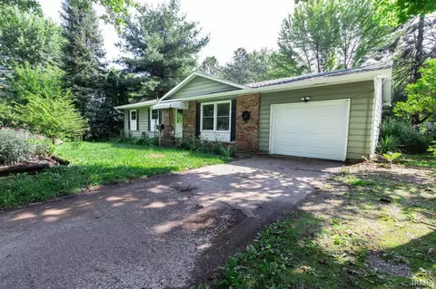 416 Parkway, Lagrange, IN 46761 photo 2