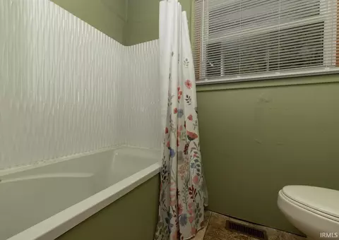 416 Parkway, Lagrange, IN 46761 photo 22
