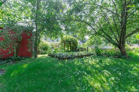 416 Parkway, Lagrange, IN 46761 photo 9