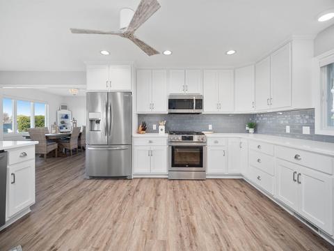 8545 E Black Point Rd, Syracuse, IN 46567 photo 13