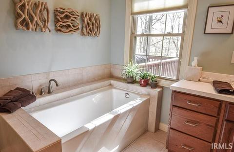 6630 Everett Arnold Dr, Bloomington, IN 47408 photo 21