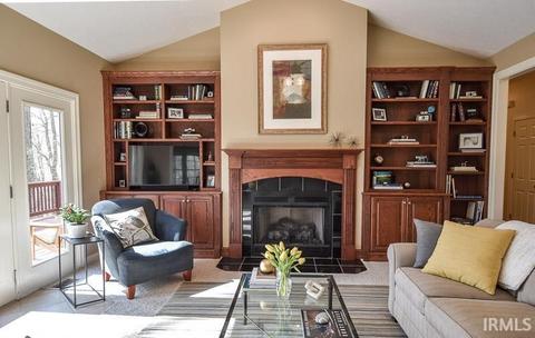 6630 Everett Arnold Dr, Bloomington, IN 47408 photo 5