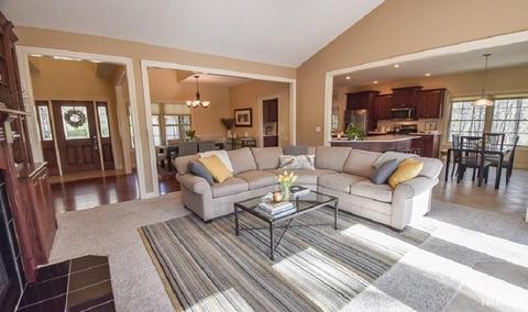 6630 Everett Arnold Dr, Bloomington, IN 47408 photo 4