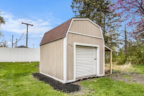 852 E John St, Nappanee, IN 46550 photo 35