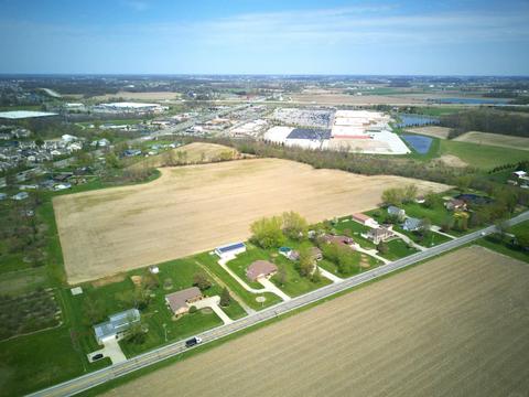 10206 Maysville Rd, Fort Wayne, IN 46835