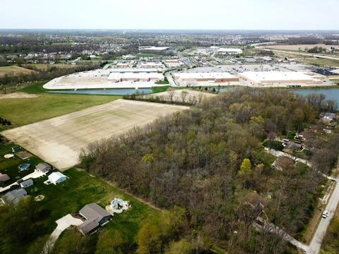 4521 Schwartz Rd, New Haven, IN 46774