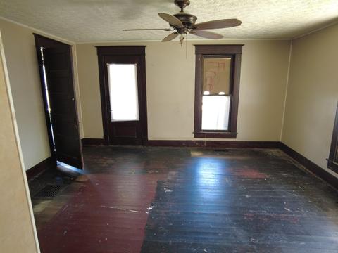 515 J St, Bedford, IN 47421 photo 2