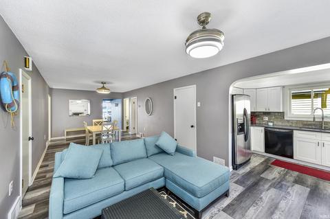 9052 E Hatchery Rd, Syracuse, IN 46567 photo 7
