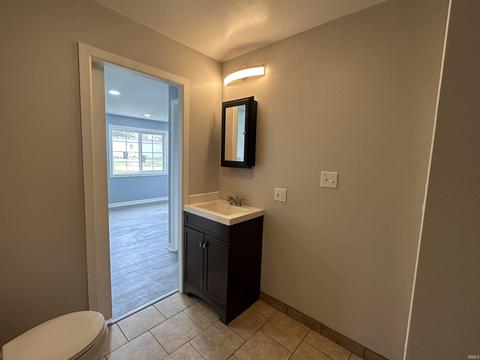 36 E Wayne St, Redkey, IN 47373 photo 16