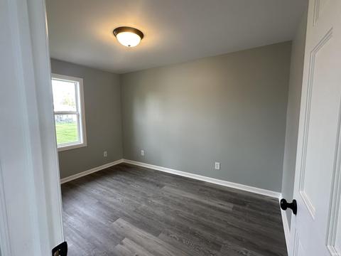 36 E Wayne St, Redkey, IN 47373 photo 19