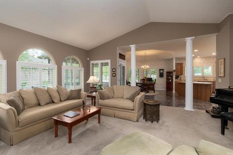 3626 E Tamarron Dr, Bloomington, IN 47408 photo 5