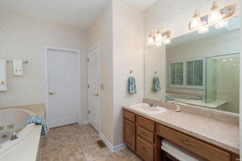3626 E Tamarron Dr, Bloomington, IN 47408 photo 13