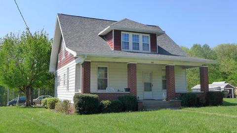 830 2nd Ave, Jasper, IN 47546 photo 1
