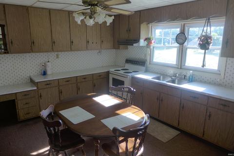 830 2nd Ave, Jasper, IN 47546 photo 2