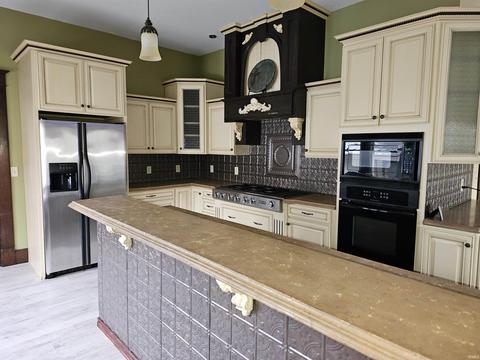 200 E Sherman St, Windfall, IN 46076 photo 25