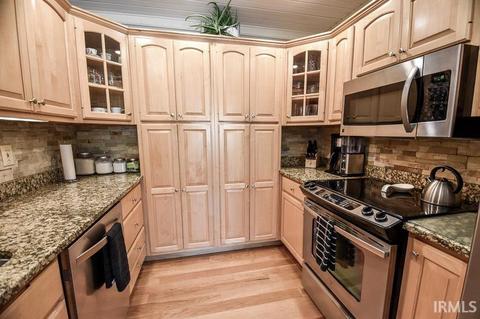 8809 S Ketcham Rd, Bloomington, IN 47403 photo 9