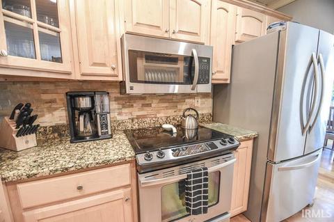 8809 S Ketcham Rd, Bloomington, IN 47403 photo 11