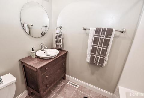 8809 S Ketcham Rd, Bloomington, IN 47403 photo 22