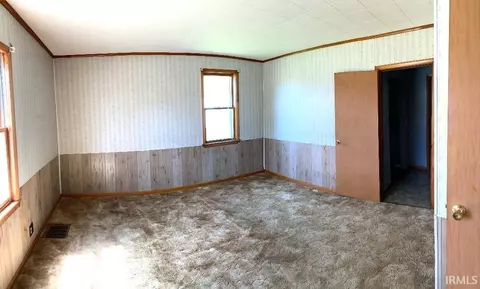 106 E Third St, Worthington, IN 47471 photo 19