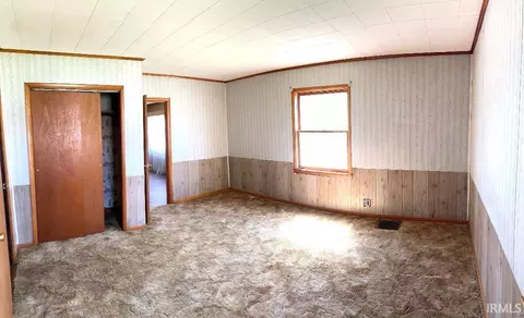 106 E Third St, Worthington, IN 47471 photo 18