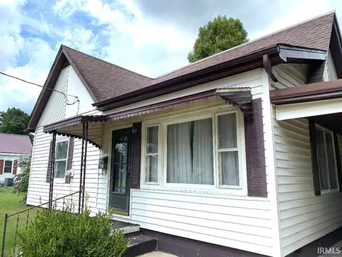 106 E Third St, Worthington, IN 47471 photo 5