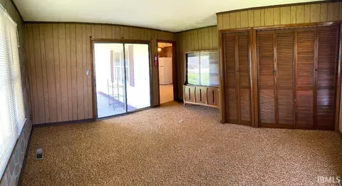 106 E Third St, Worthington, IN 47471 photo 16