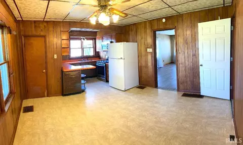 106 E Third St, Worthington, IN 47471 photo 13