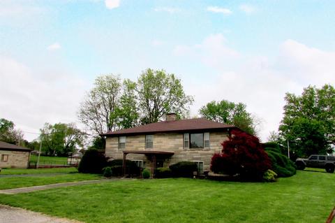 901 W Curry St, Mitchell, IN 47446 photo 2
