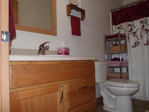 301 E 9th St, Peru, IN 46970 photo 8