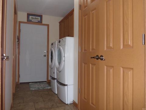 301 E 9th St, Peru, IN 46970 photo 5