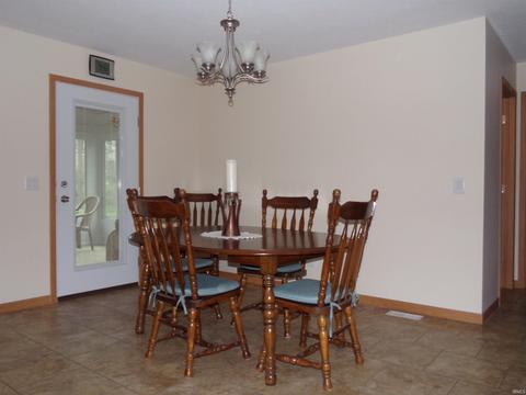 301 E 9th St, Peru, IN 46970 photo 9
