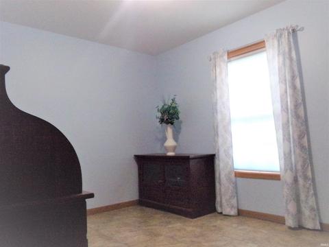 301 E 9th St, Peru, IN 46970 photo 12