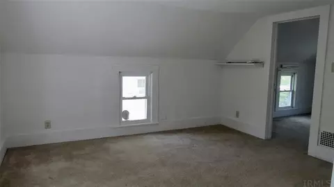 806 E 5th St, Auburn, IN 46706 photo 14